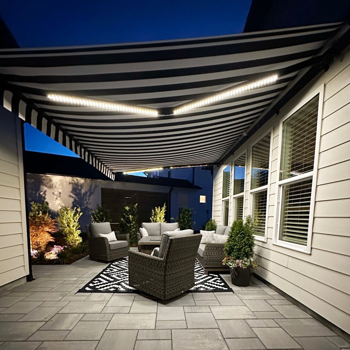 Sun Shield Max (11ft 6in projection)